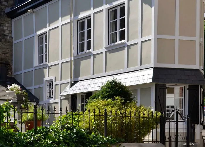 בית נופש Le Petit Maur *